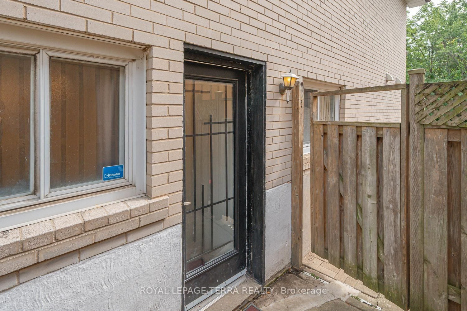 1571 Lewisham Drive Property Photo 43