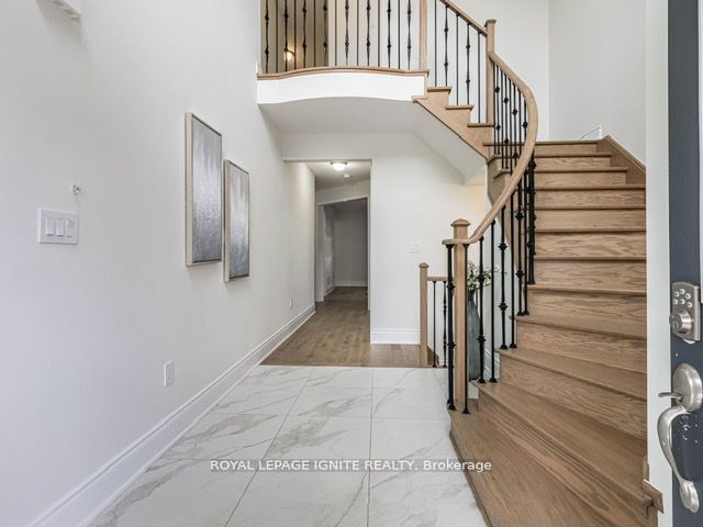 W14089440 Property Photo 2