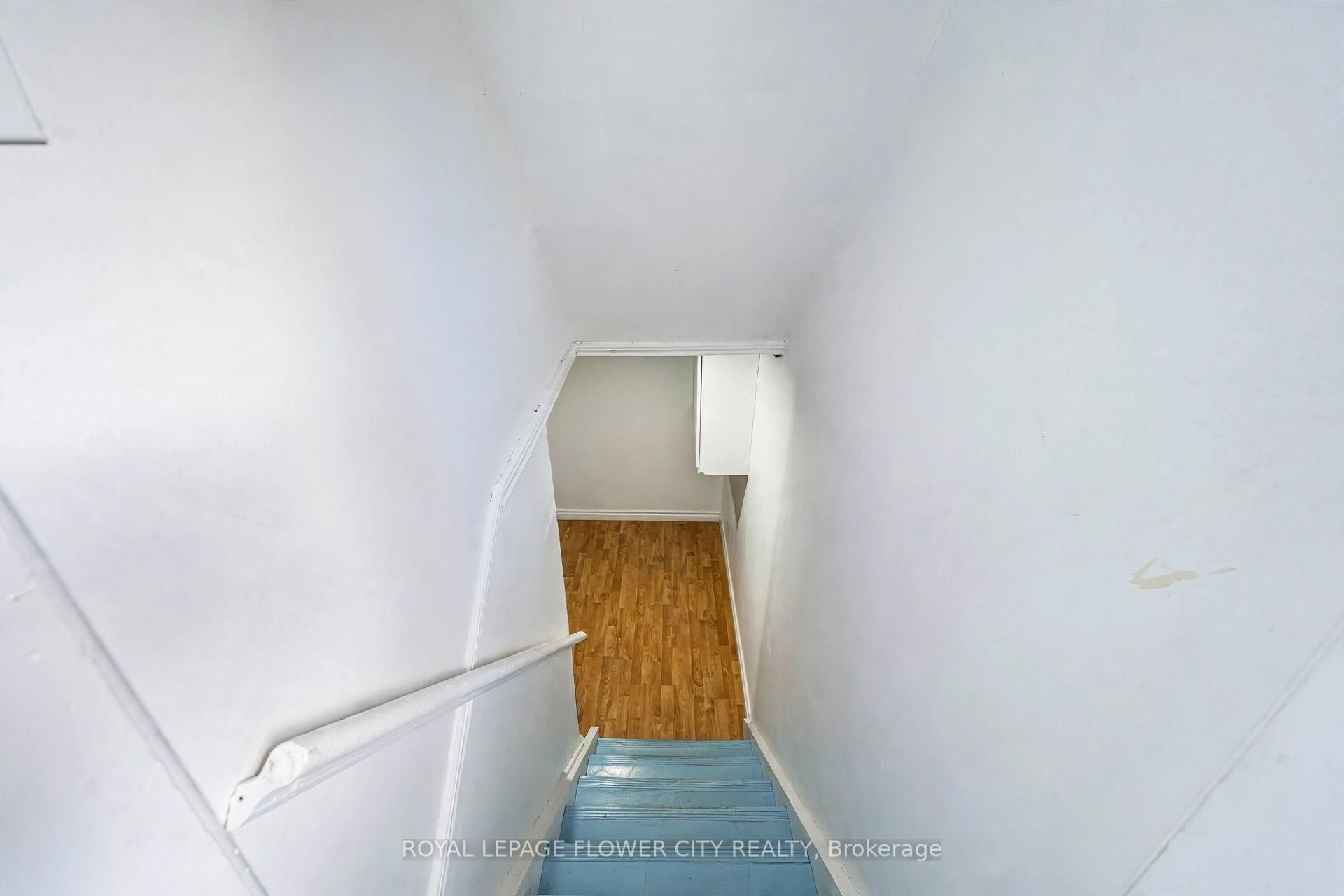 3 Clayhall Crescent Property Photo 30