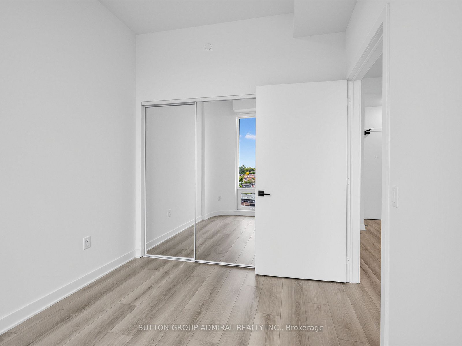 1185 Dupont Street 914 Property Photo 21