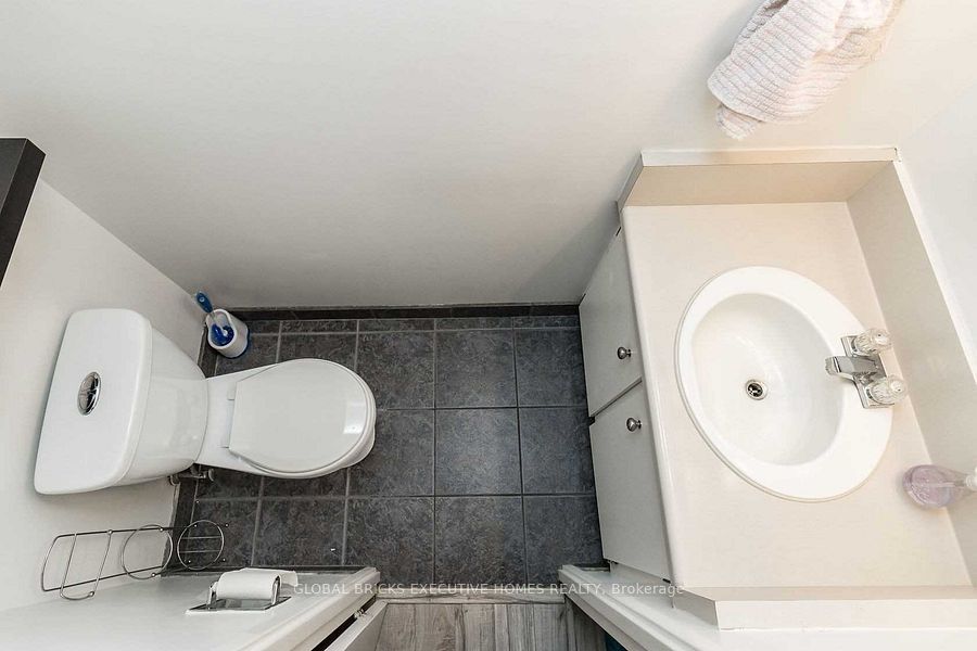 4 Lisa Street 1101 Property Photo 20