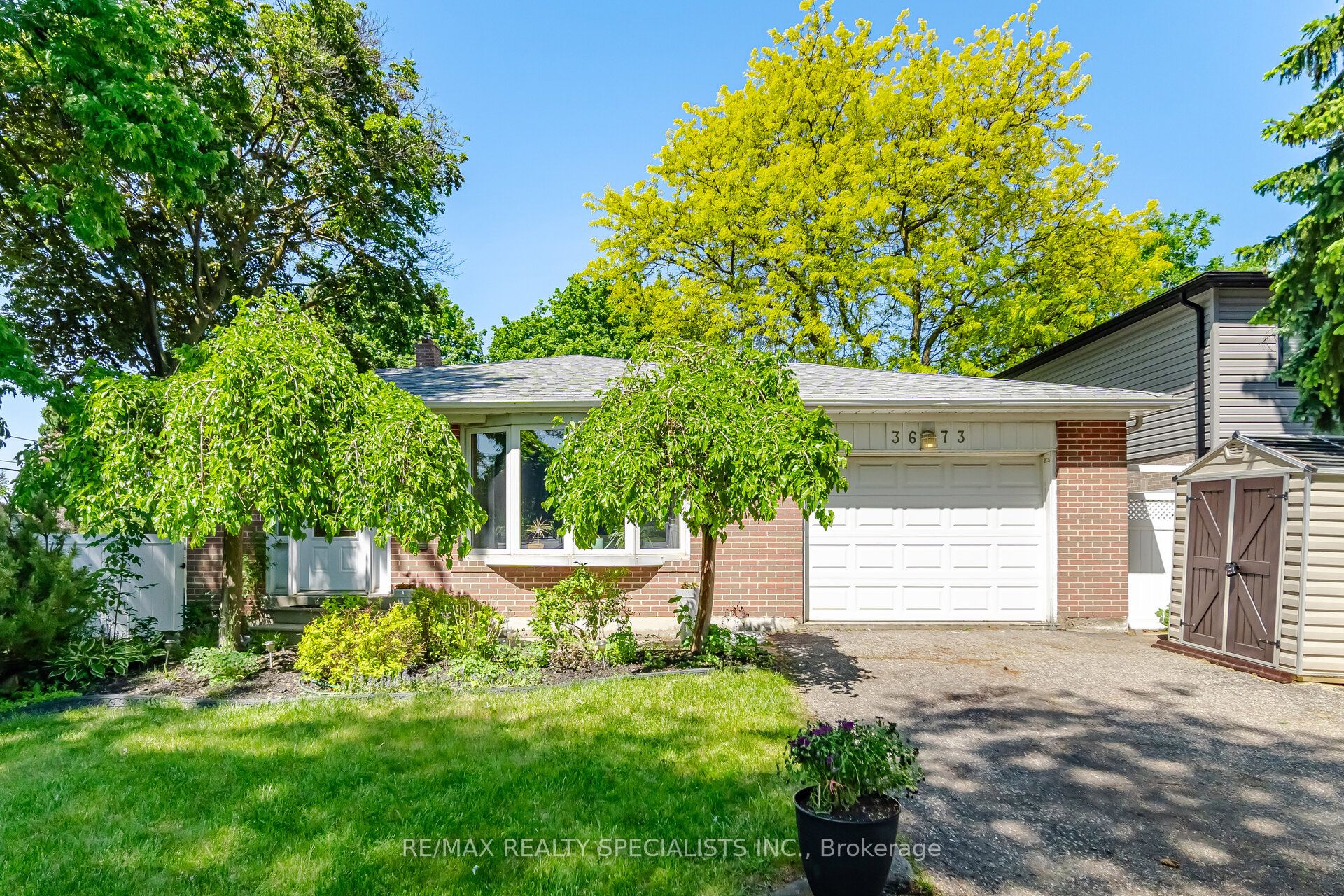 3673 Fieldgate Drive Property Photo 1