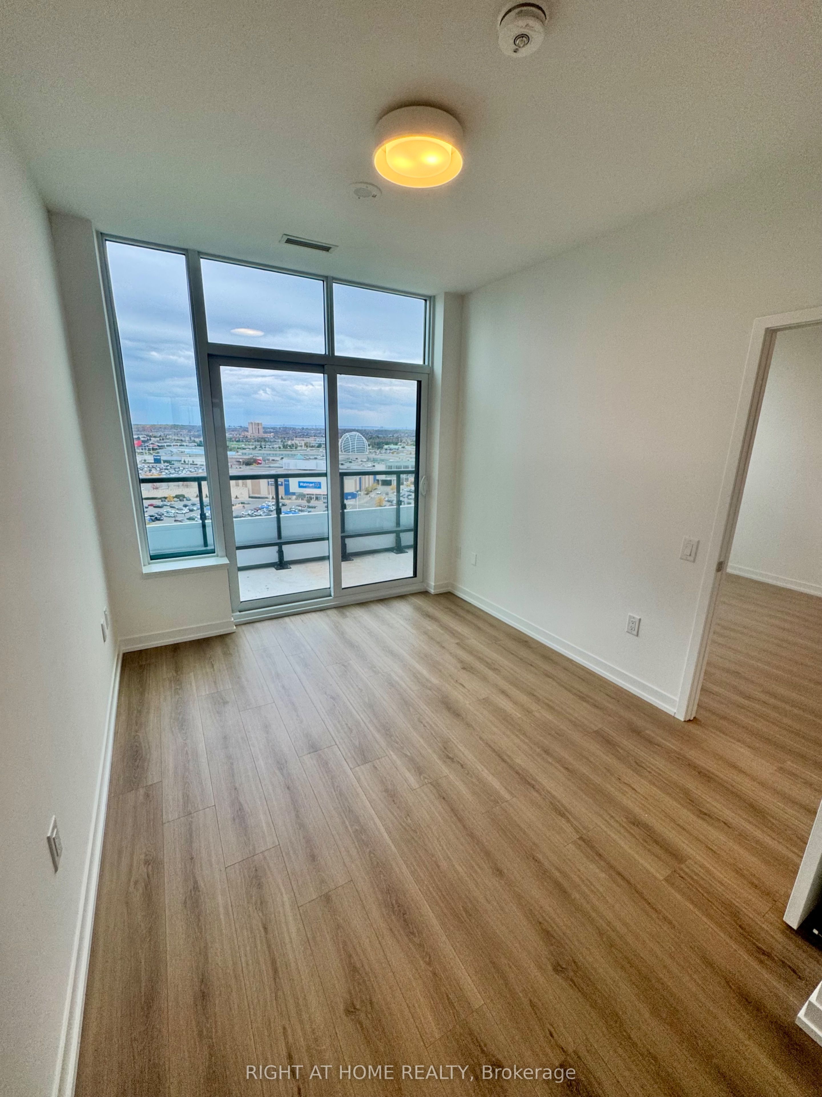 2485 Eglinton Avenue W Avenue 1501 Property Photo 4