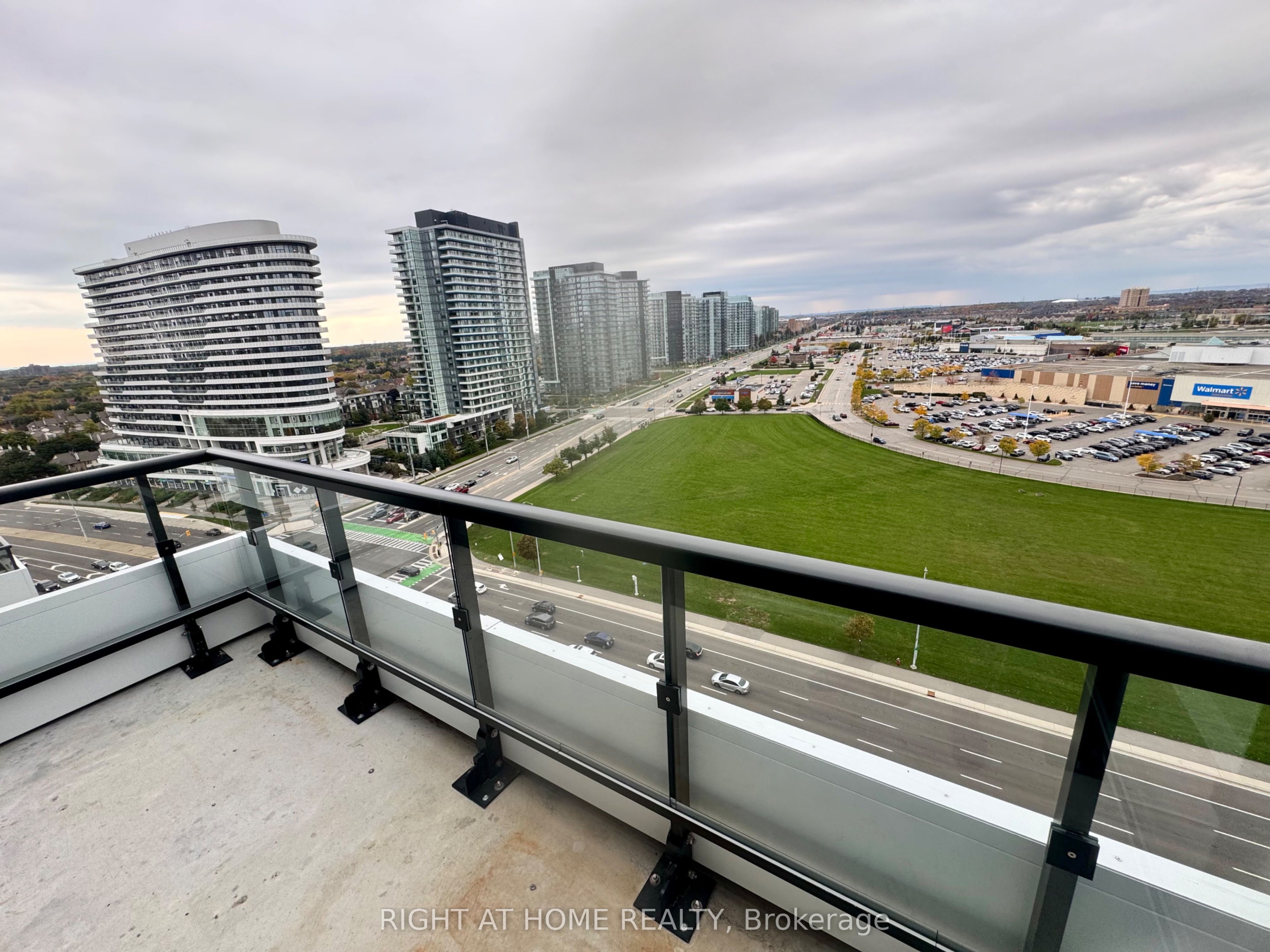 2485 Eglinton Avenue W Avenue 1501 Property Photo 7