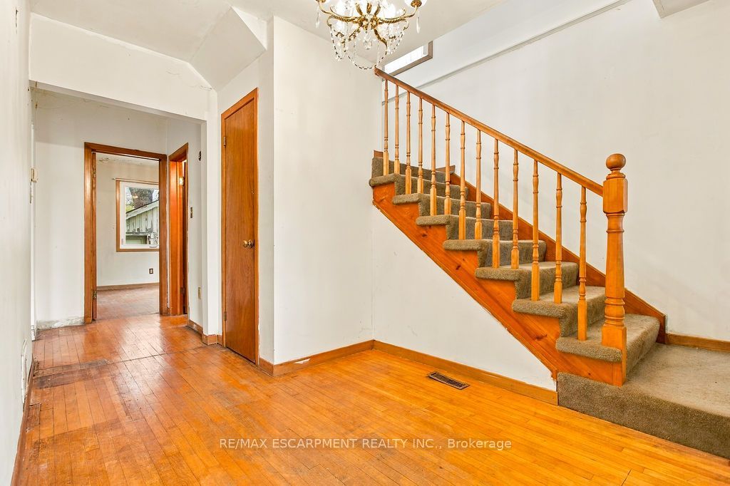 1353 Birch Avenue Property Photo 4
