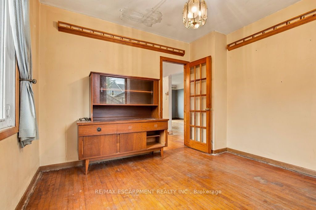 1353 Birch Avenue Property Photo 9