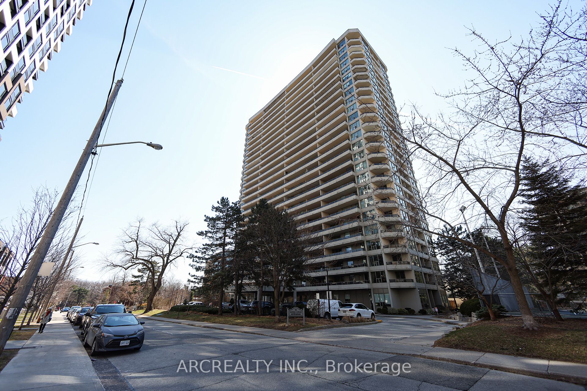 50 Quebec Avenue 2401 Property Photo 1