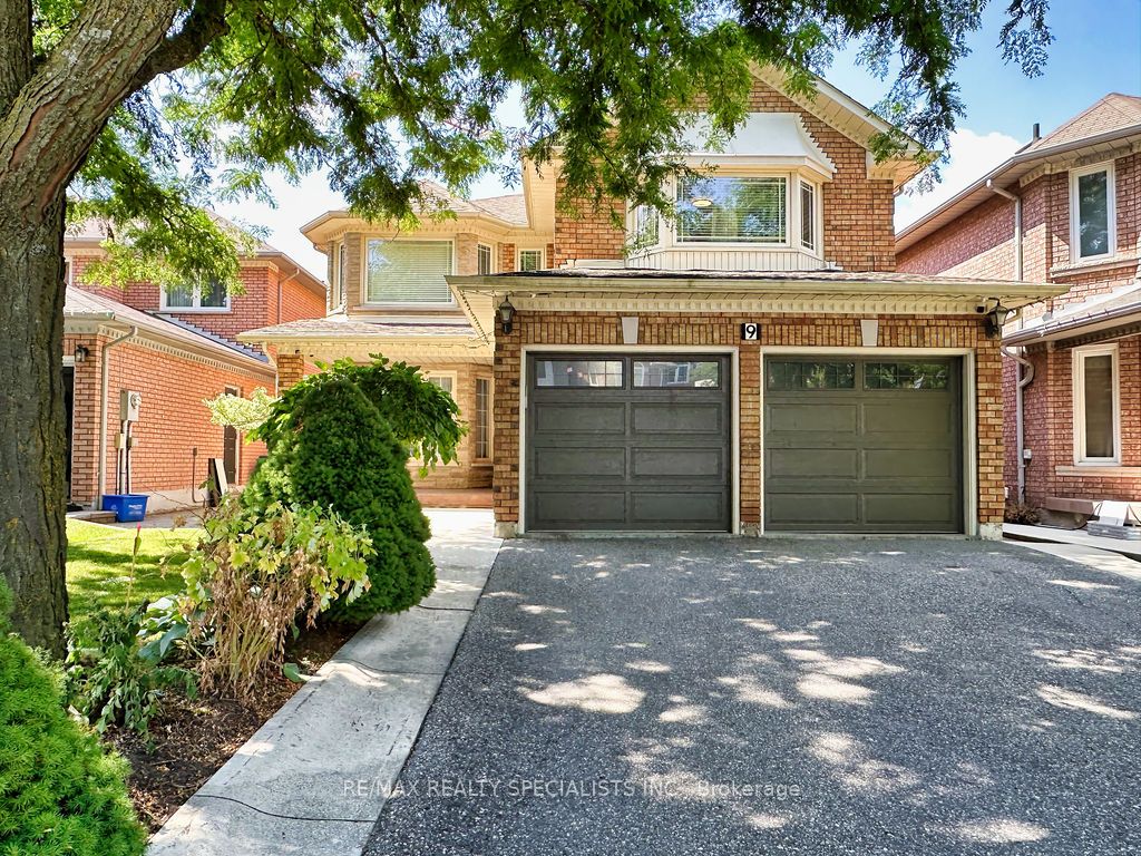 9 Siesta Court Property Photo 1