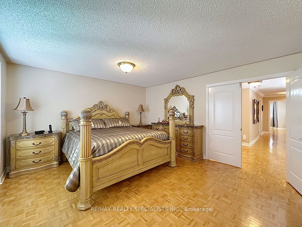 9 Siesta Court Property Photo 22