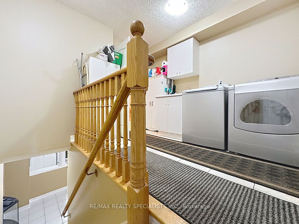 9 Siesta Court Property Photo 33