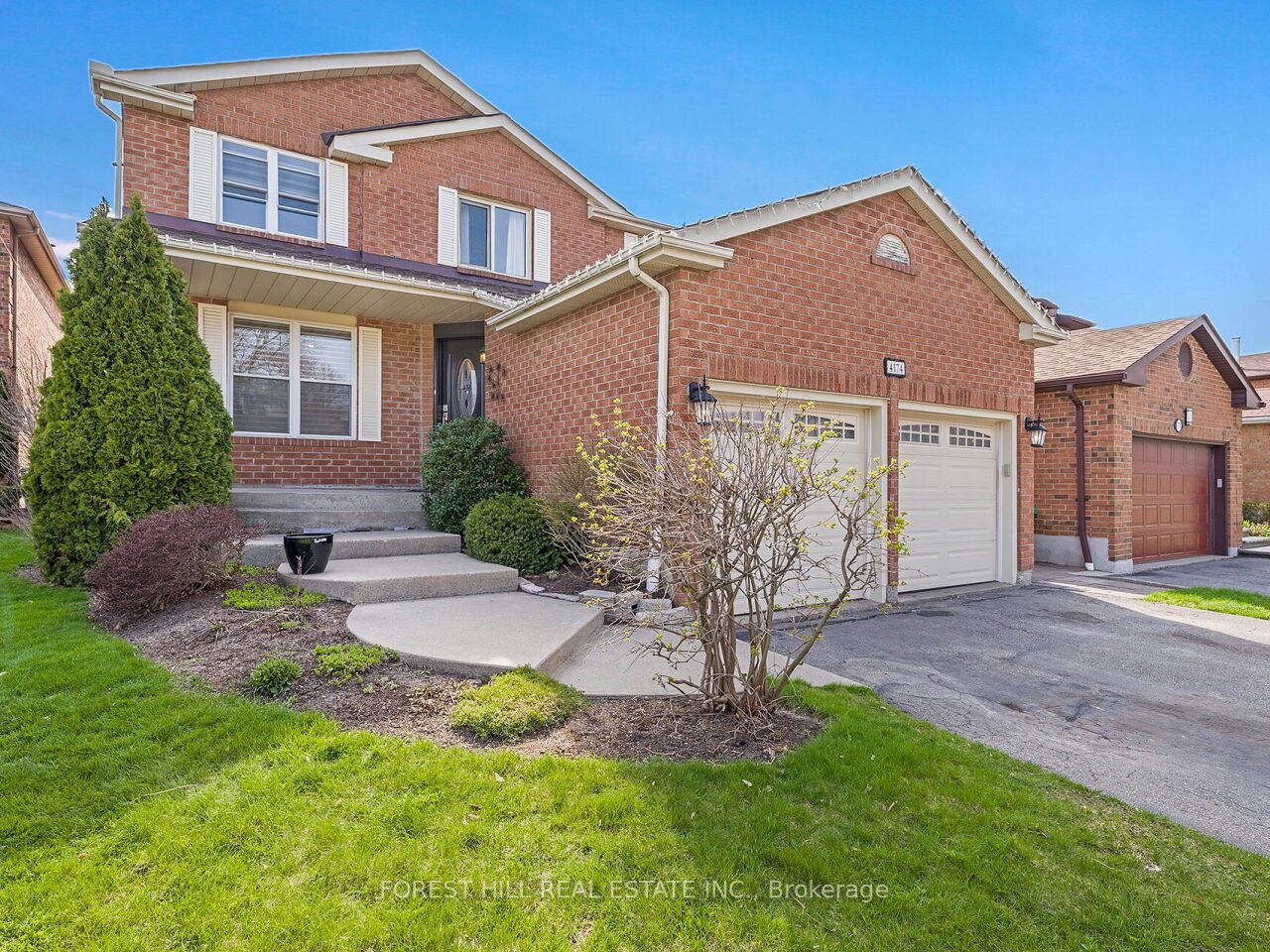 4174 Rossland Crescent