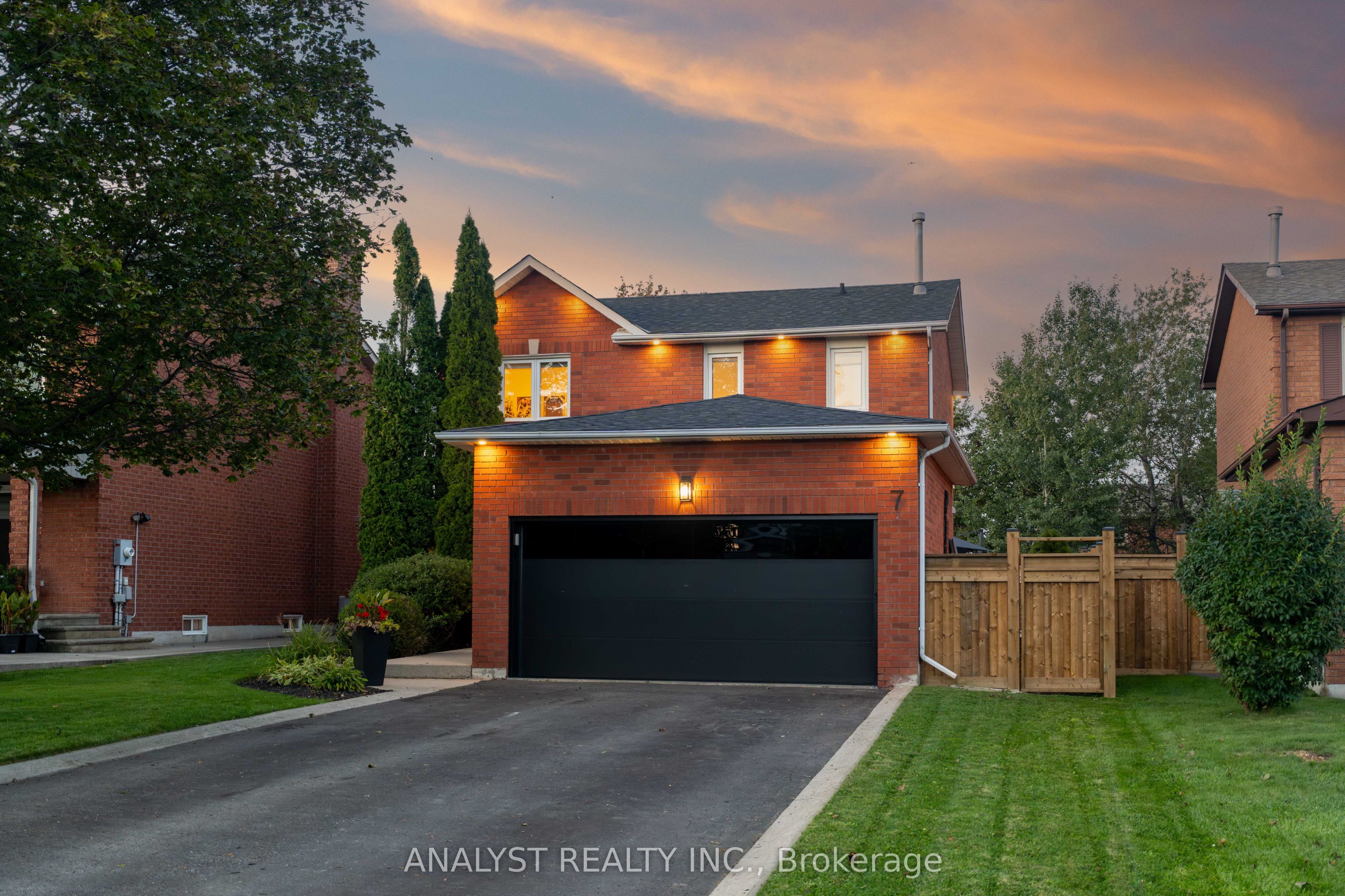 7 Compton Court Property Photo 1