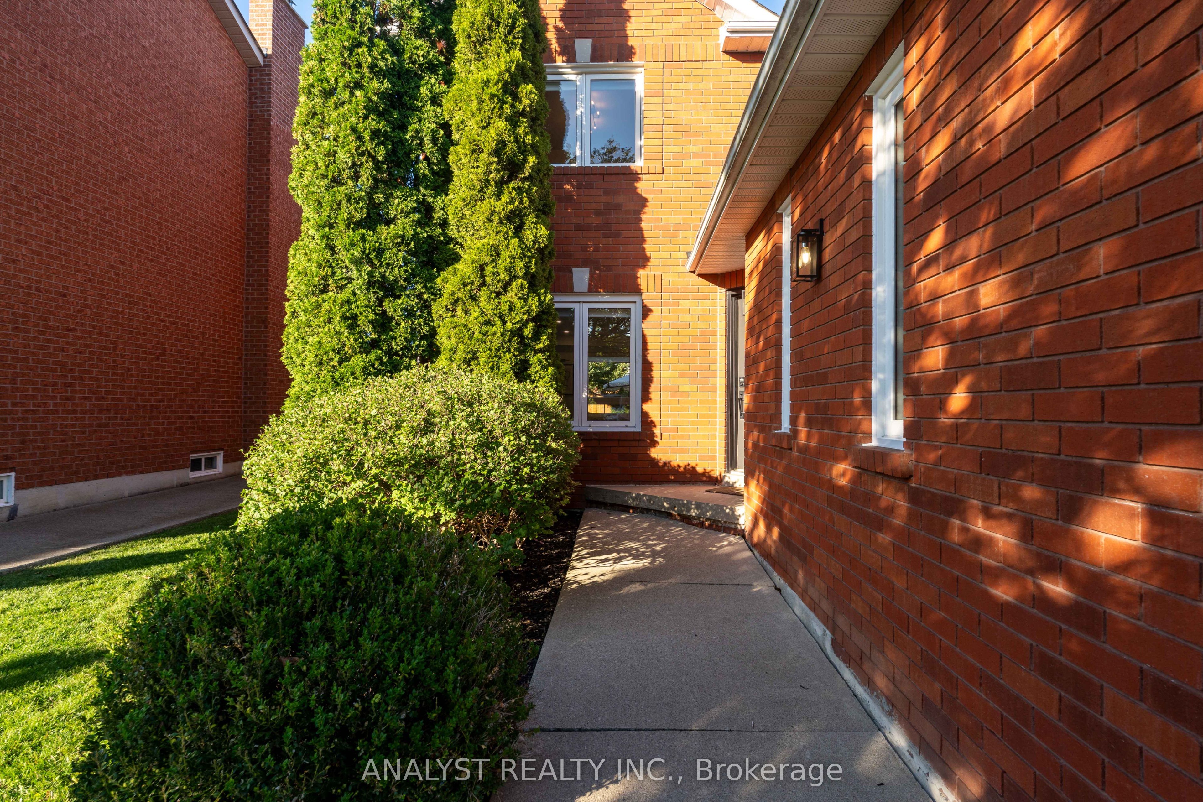 7 Compton Court Property Photo 30