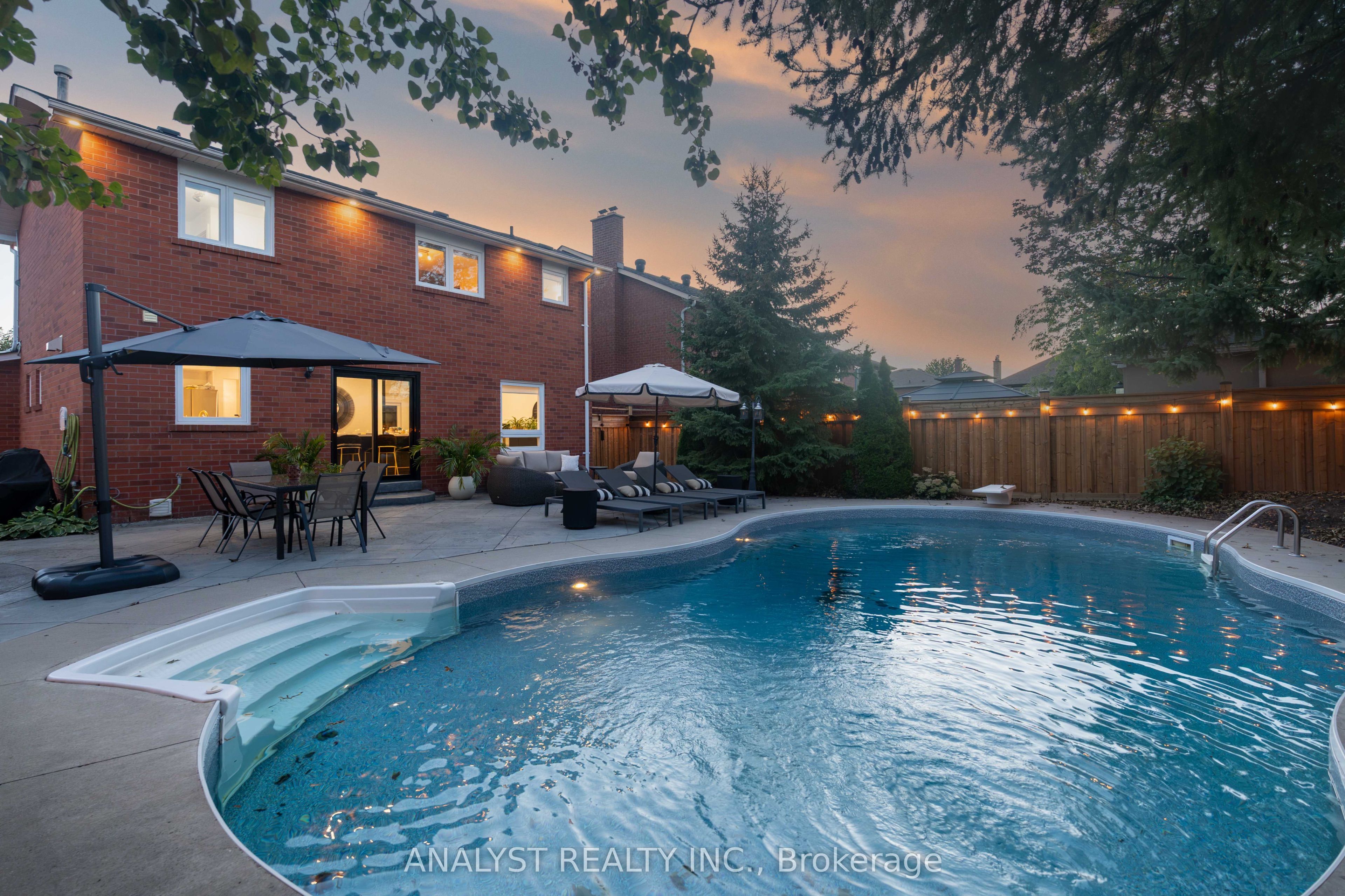 7 Compton Court Property Photo 35
