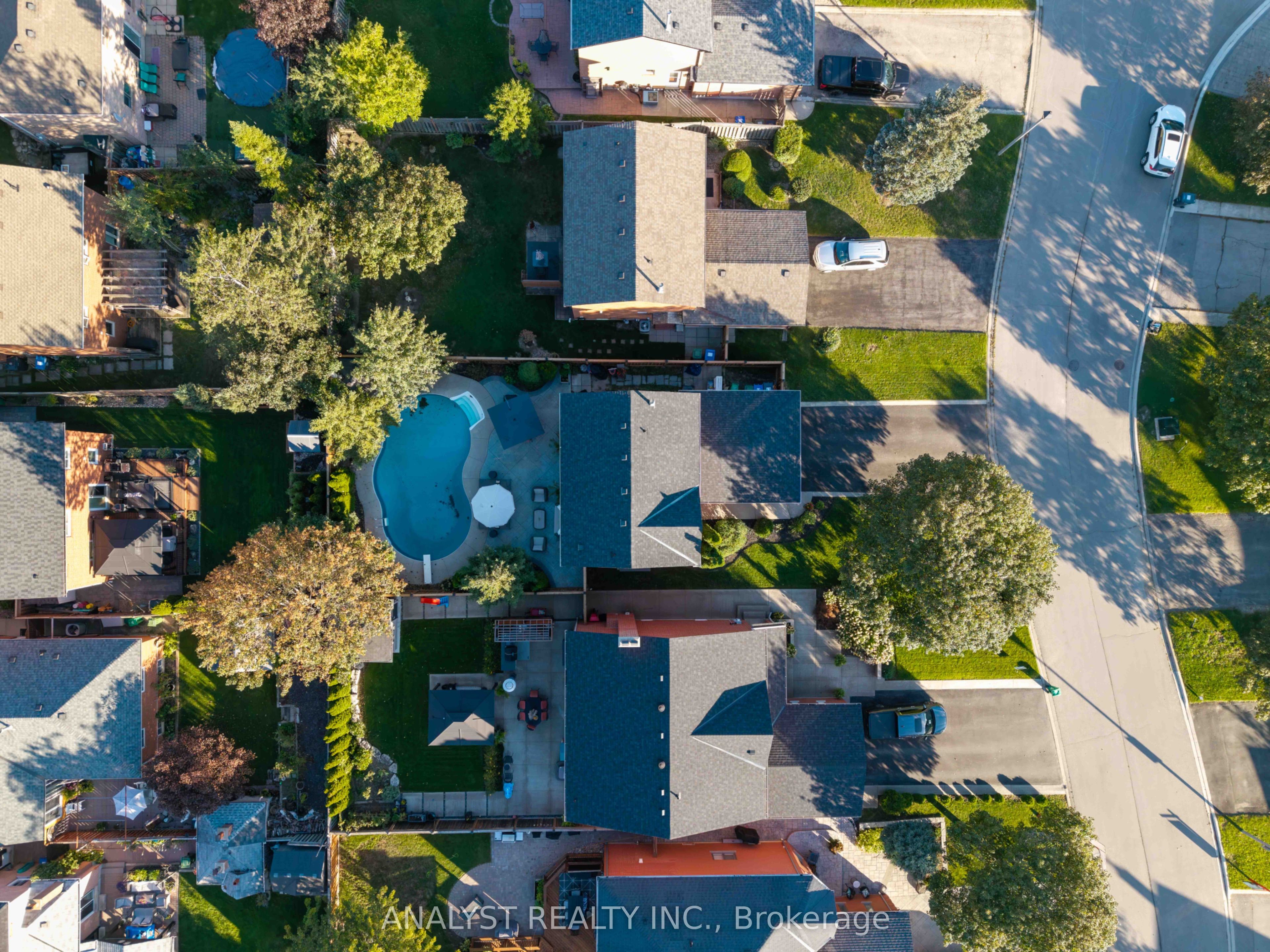 7 Compton Court Property Photo 39