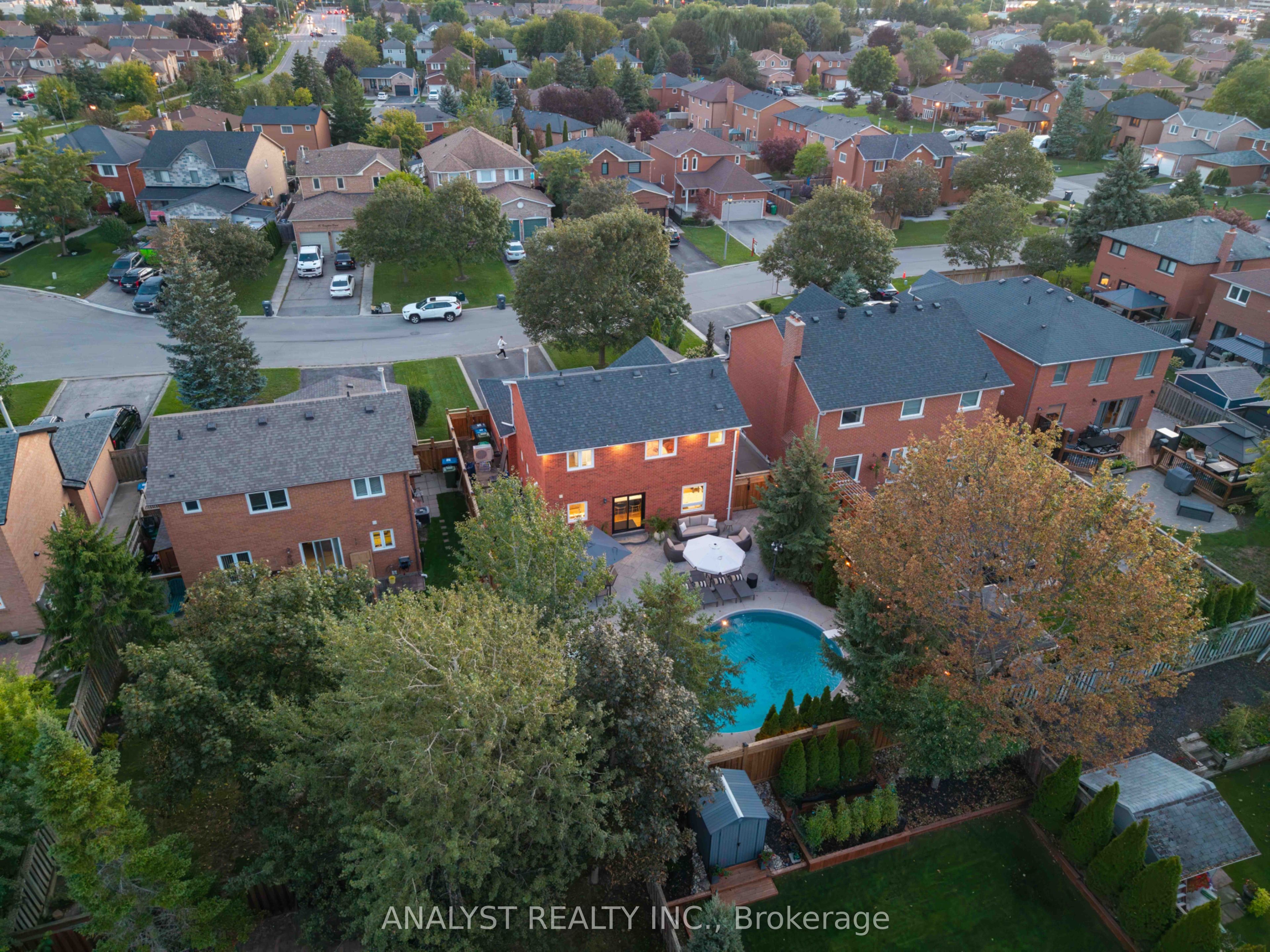 7 Compton Court Property Photo 41