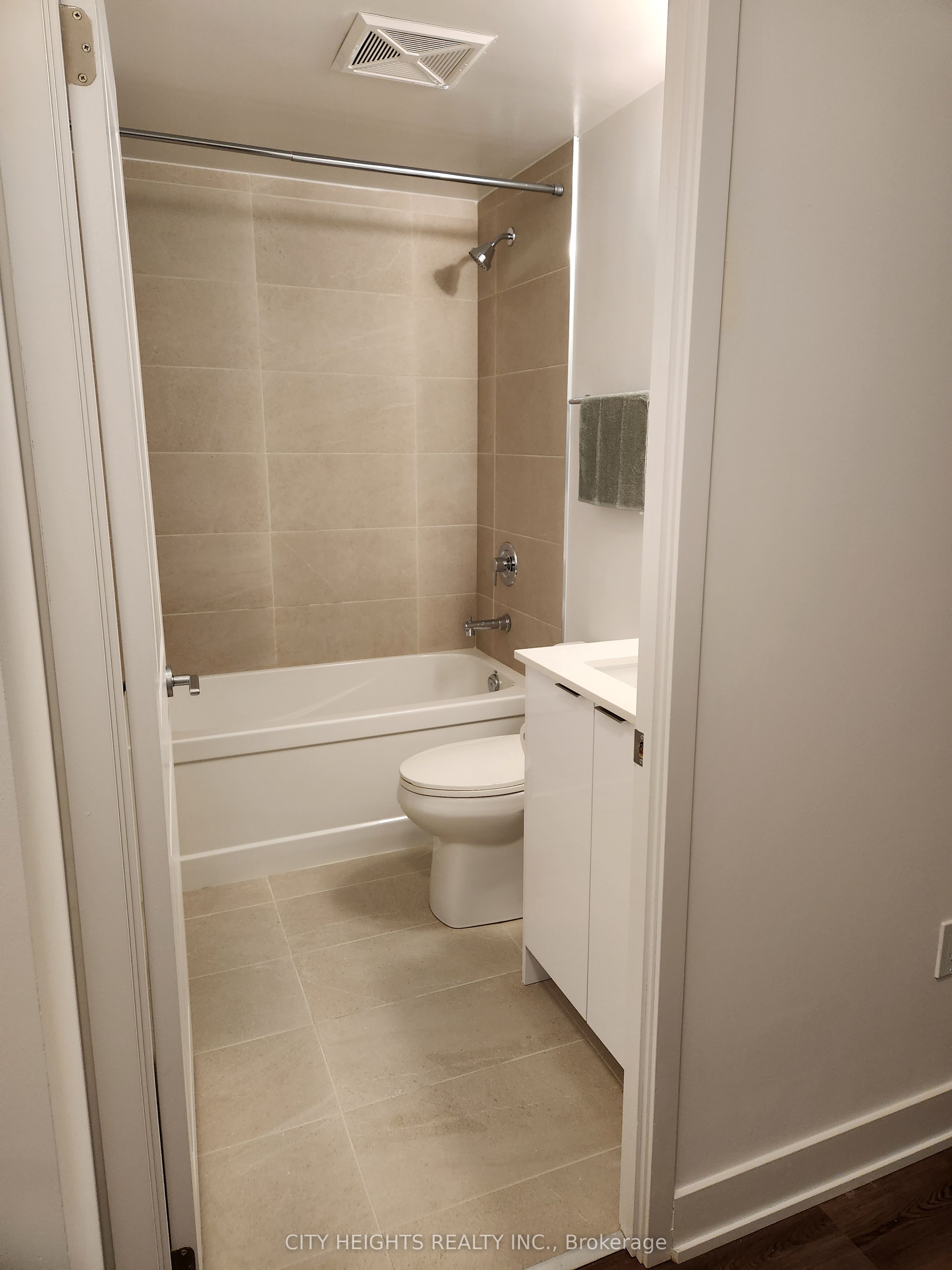 115 Nipissing Road 606a Property Photo 4