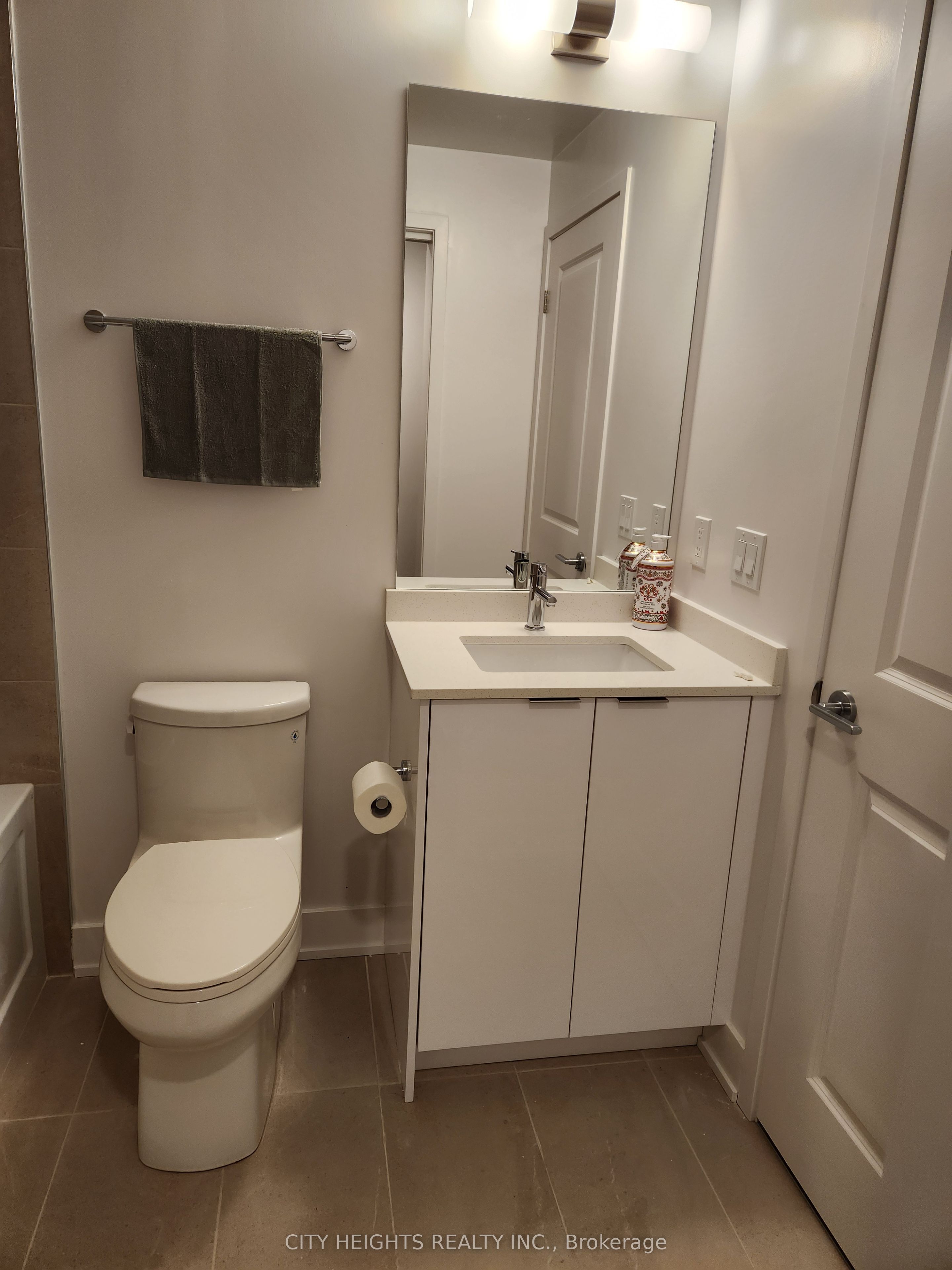 115 Nipissing Road 606a Property Photo 6