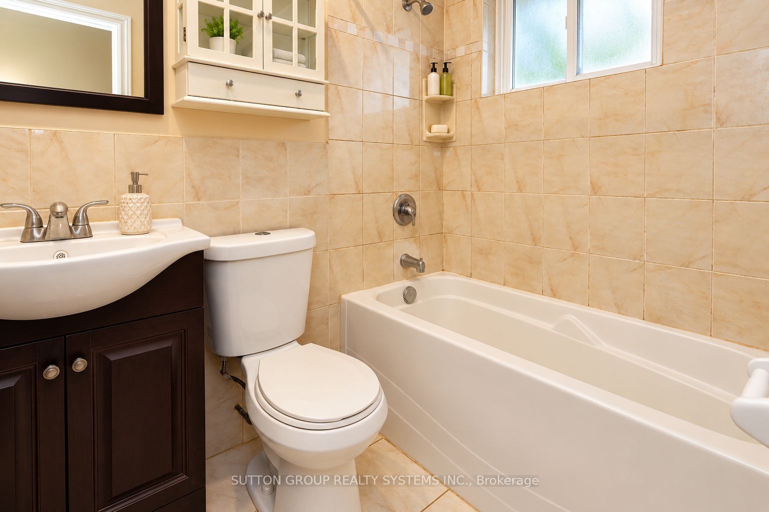 2337 Padstow Crescent Property Photo 13