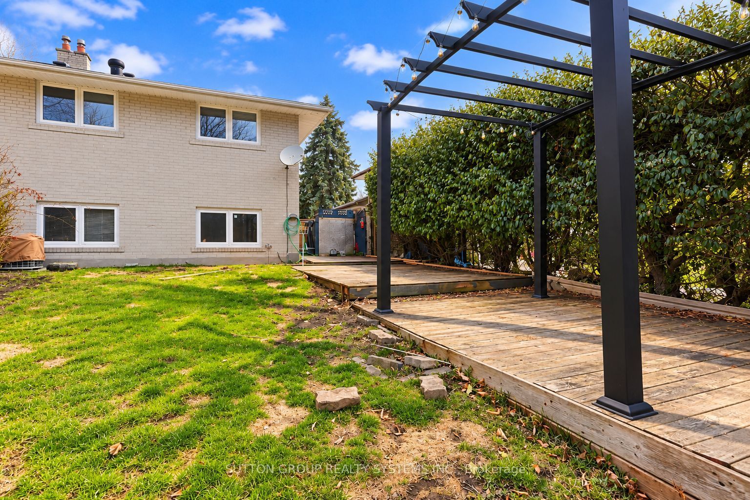 2337 Padstow Crescent Property Photo 26