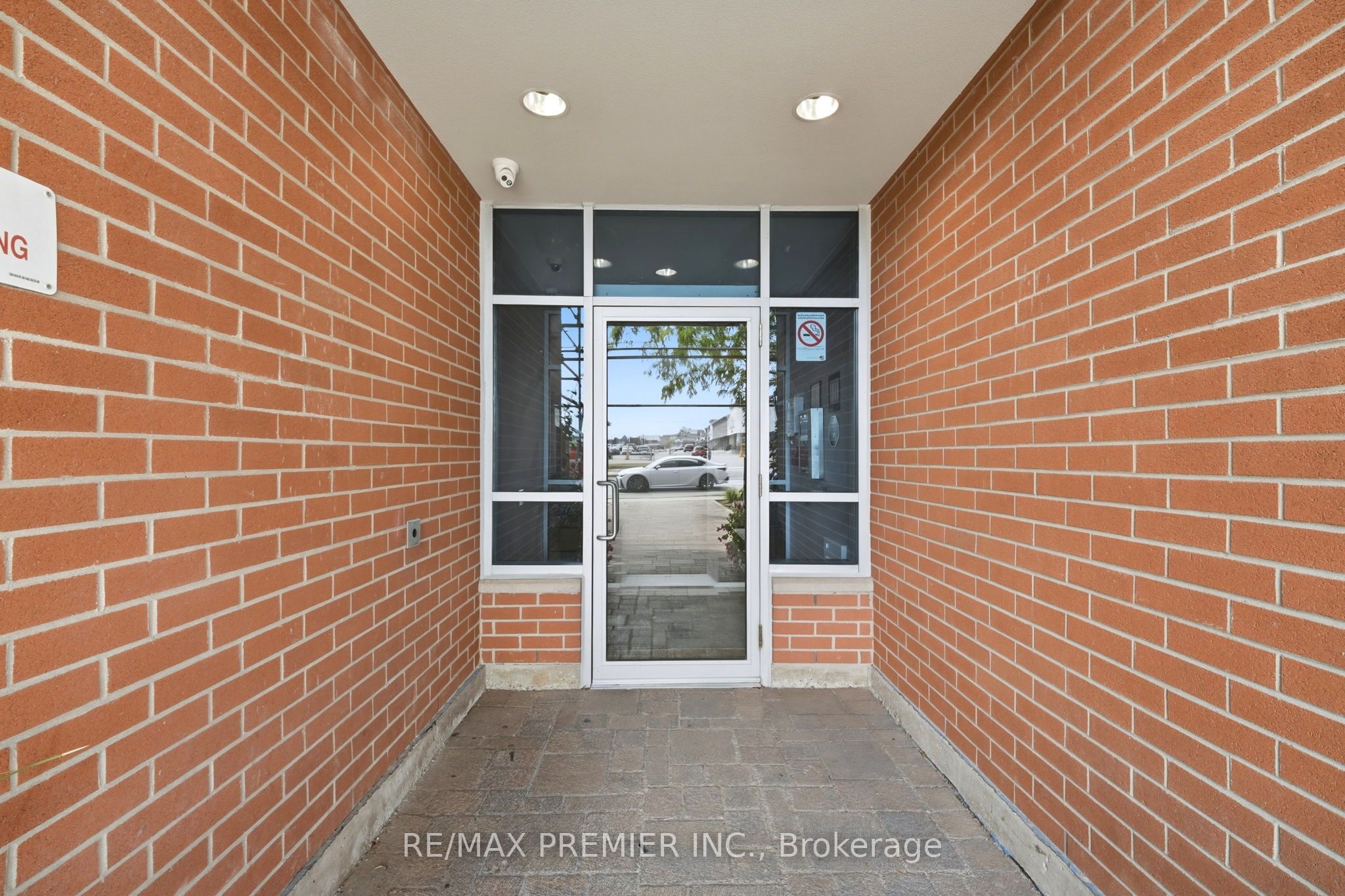 2772 Keele Street 306 Property Photo 2
