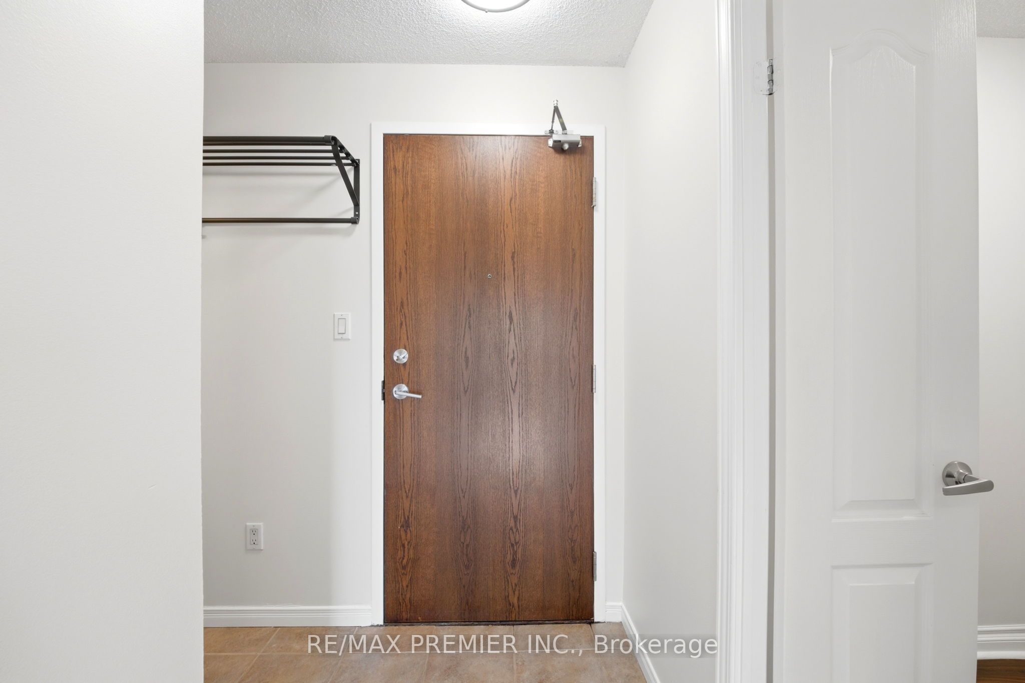 2772 Keele Street 306 Property Photo 5