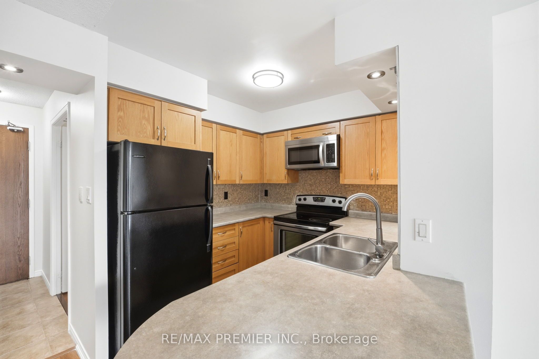 2772 Keele Street 306 Property Photo 11