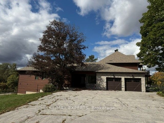 13510 Fifth Line Property Photo 3