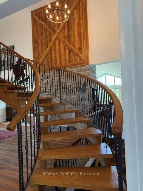 13510 Fifth Line Property Photo 10