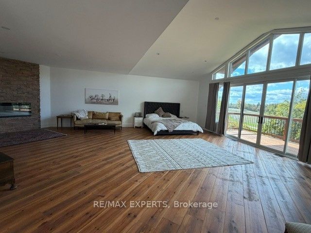 13510 Fifth Line Property Photo 31