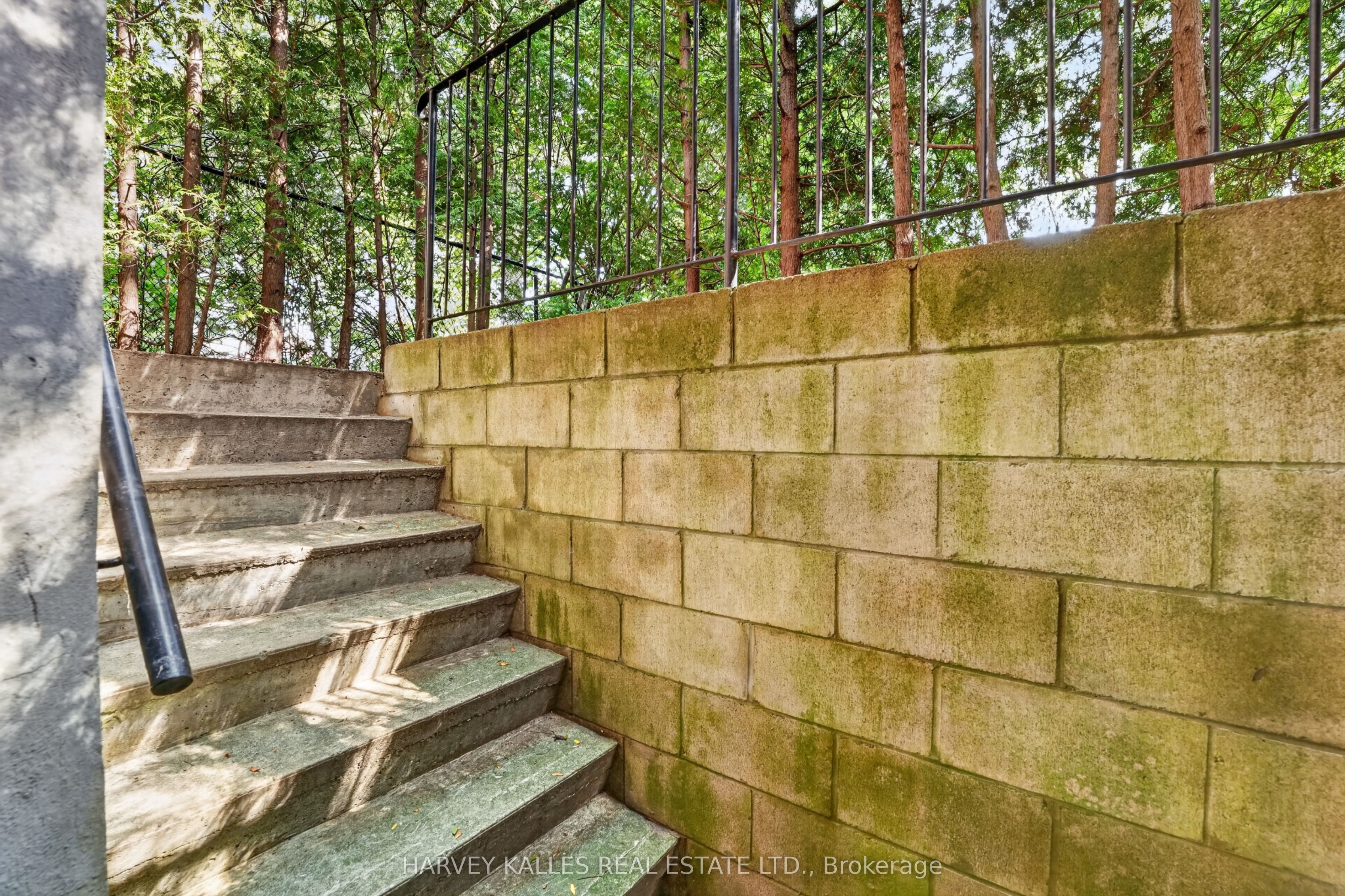 7 Greening Crescent Property Photo 38