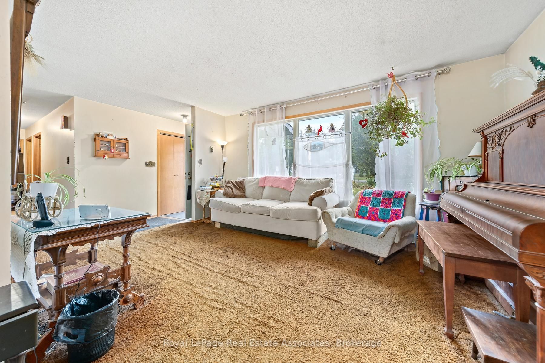 13330 5 Side Road Property Photo 11