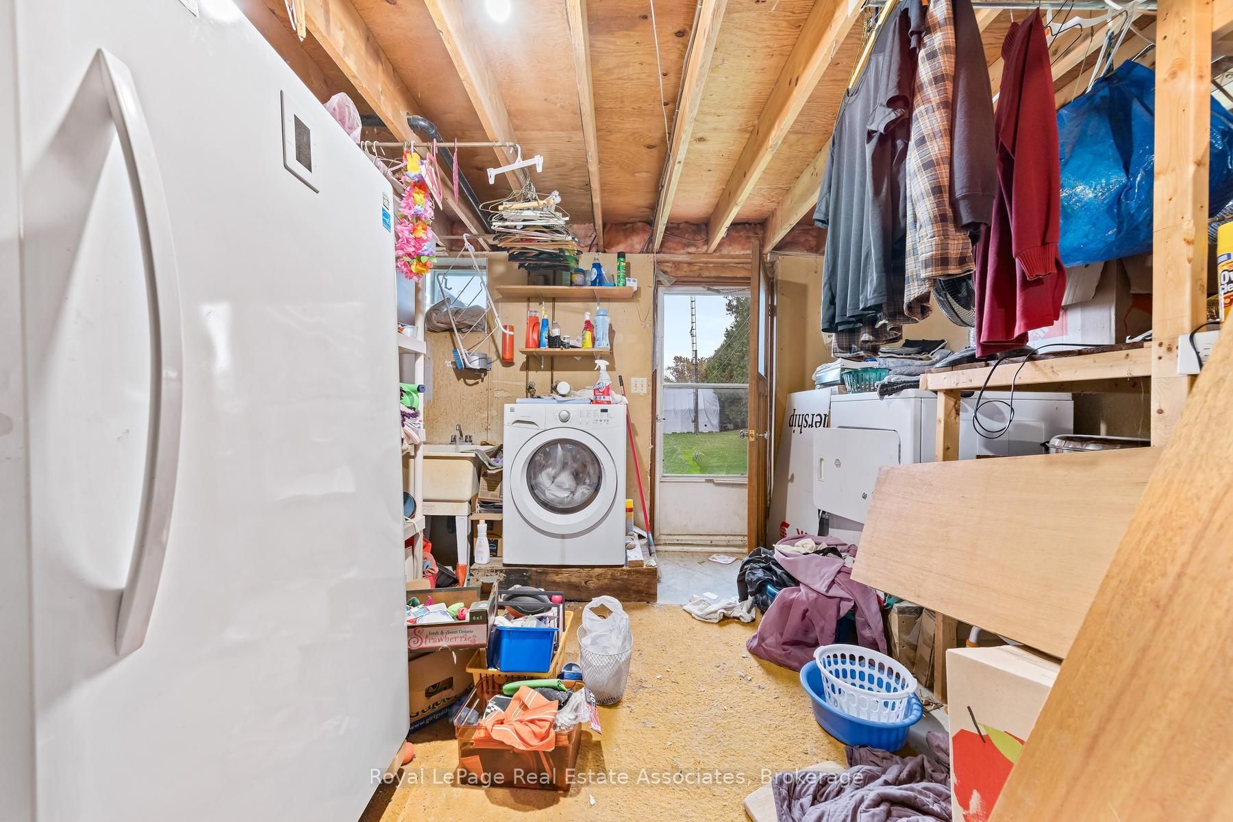 13330 5 Side Road Property Photo 28
