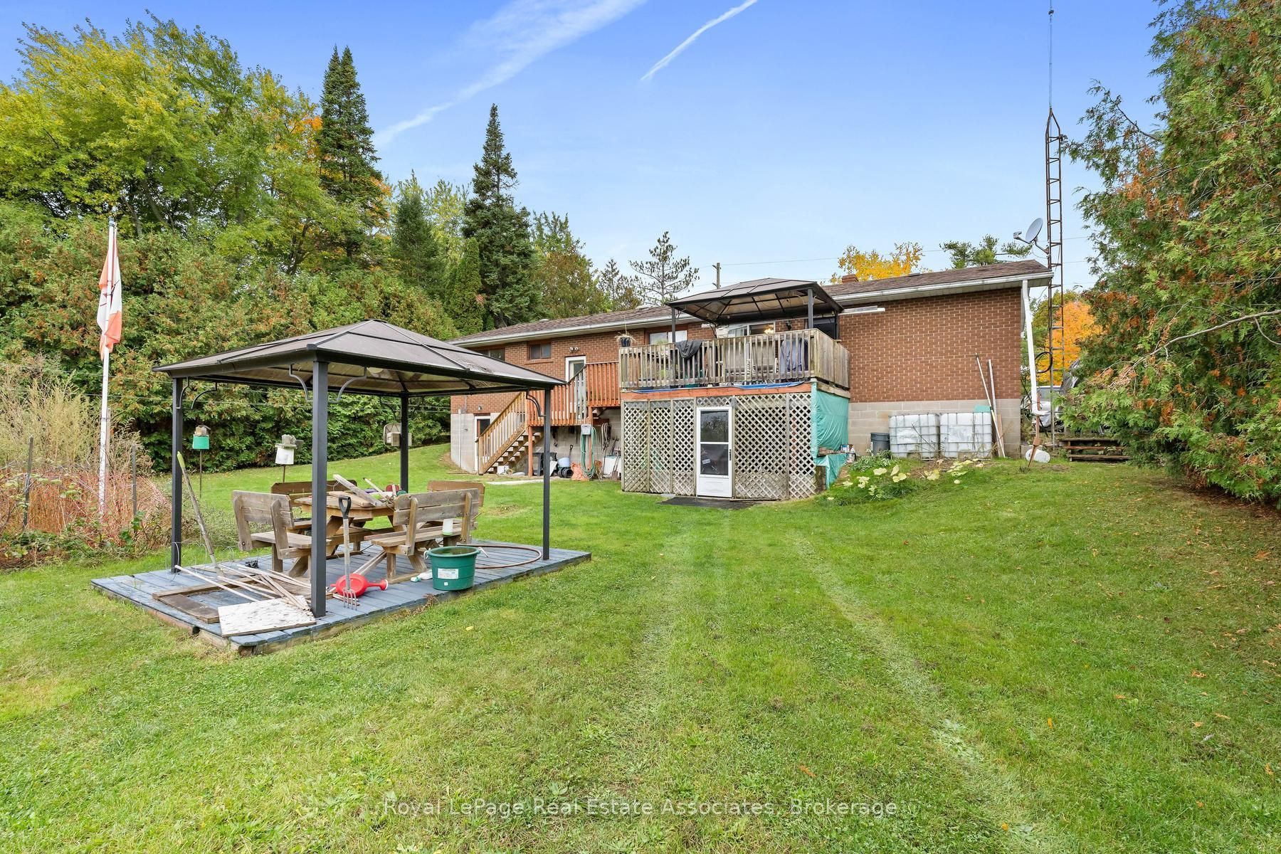 13330 5 Side Road Property Photo 38