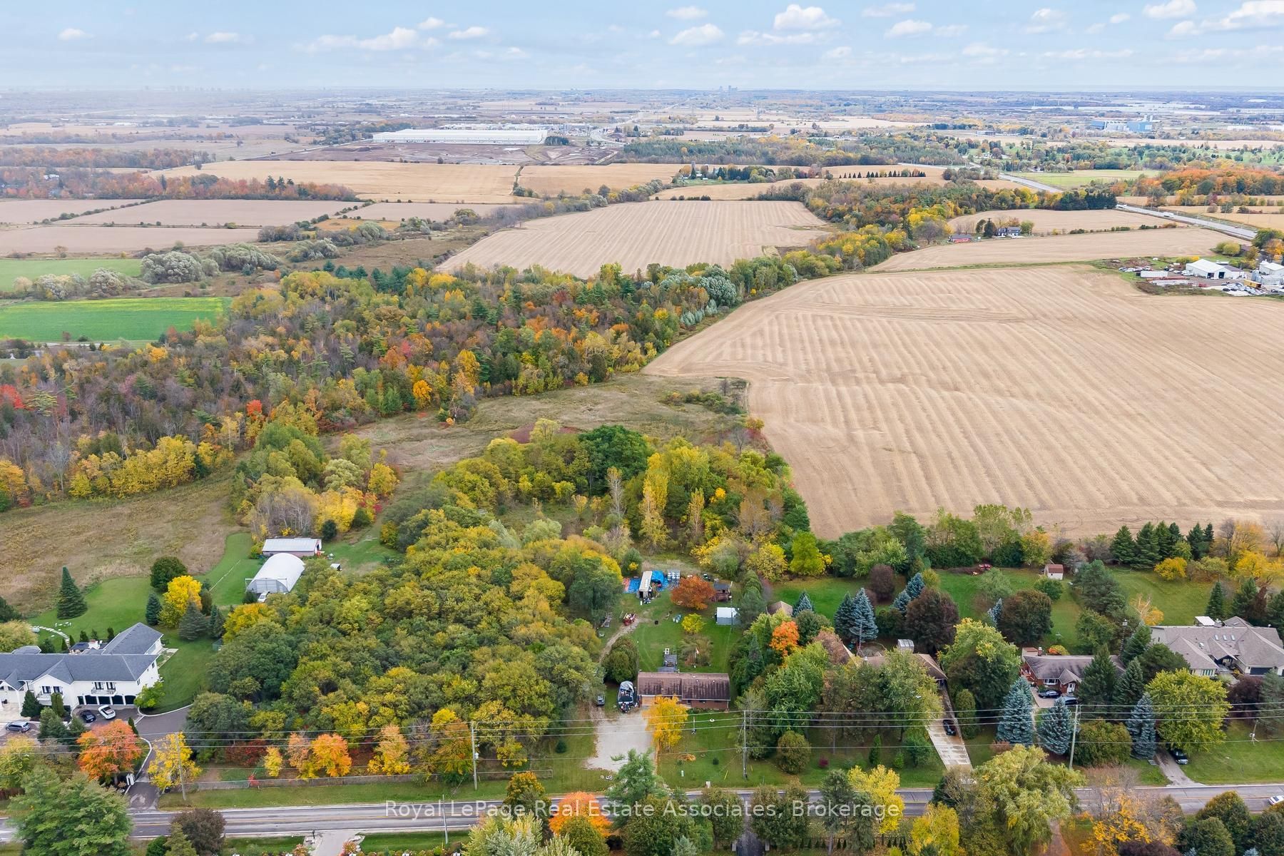 13330 5 Side Road Property Photo 43