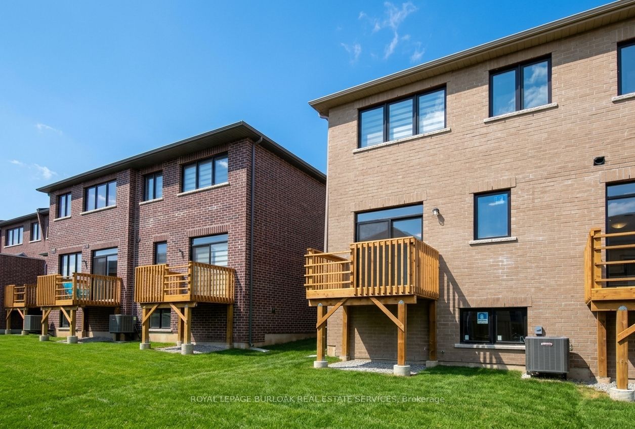 1388 National Common Property Photo 18