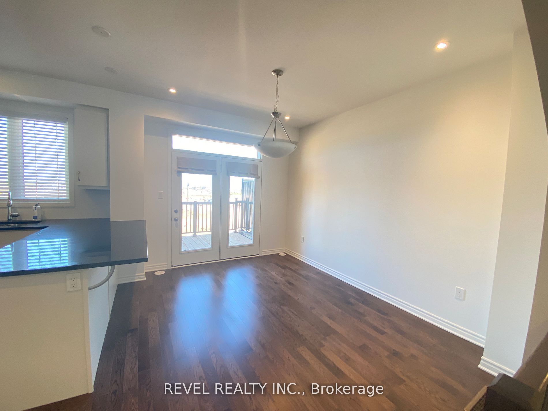 3075 John Mckay Boulevard Property Photo 6