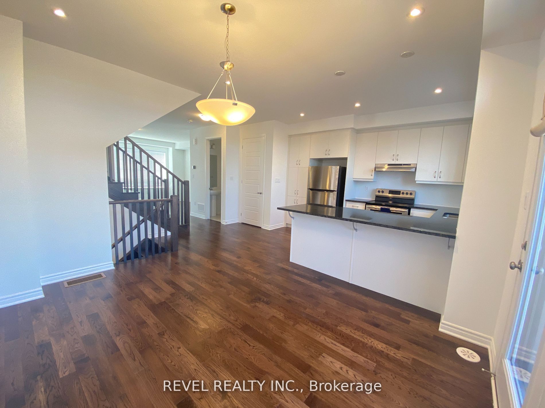 3075 John Mckay Boulevard Property Photo 7