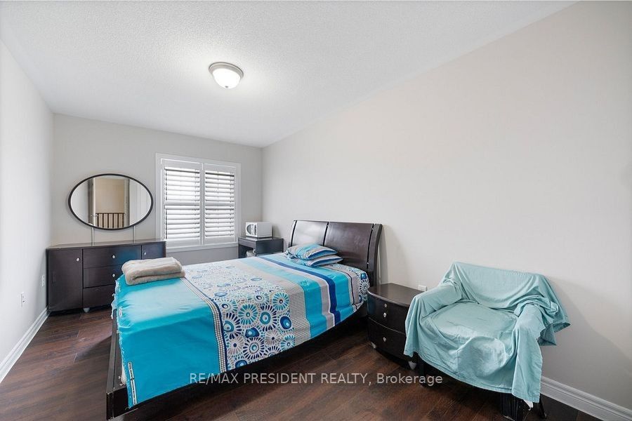 35 Fresnel Road Property Photo 9