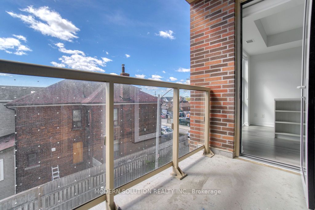 1787 St Clair Avenue W 308 Property Photo 19