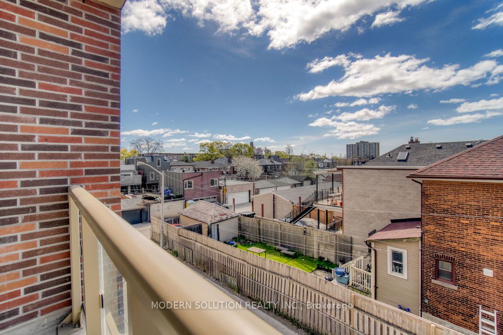 1787 St Clair Avenue W 308 Property Photo 20