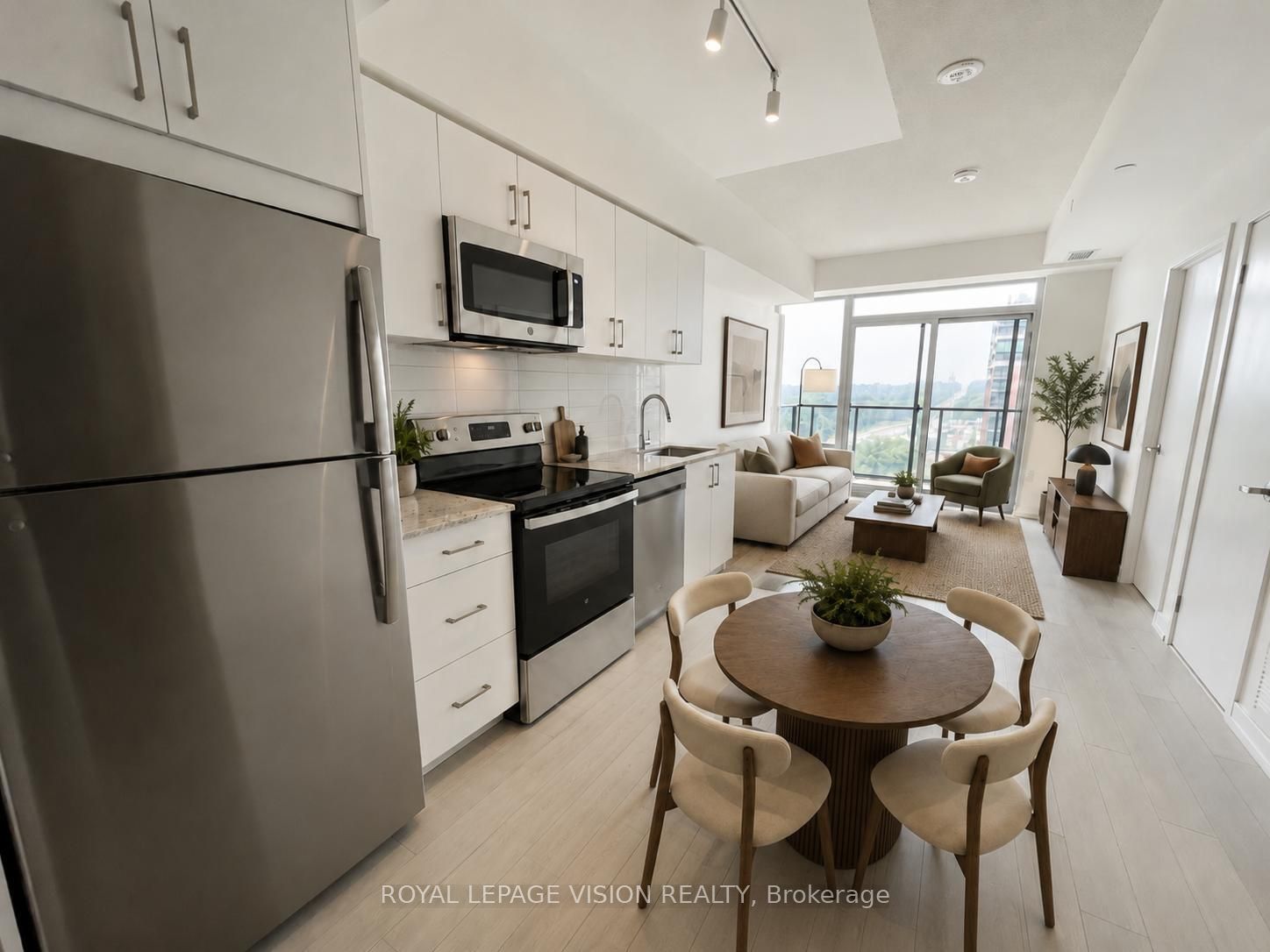 4010 Eglinton Avenue W 911 Property Photo 4