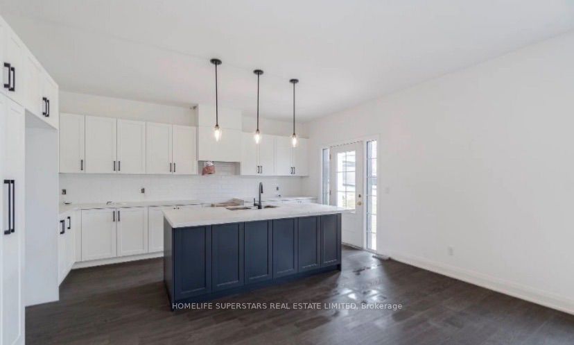 8 Santa Barbra Lane Property Photo 13