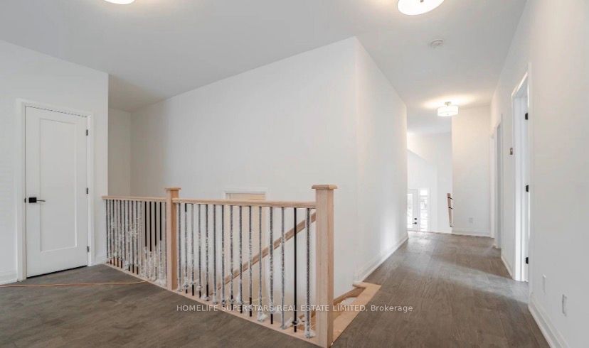 8 Santa Barbra Lane Property Photo 18