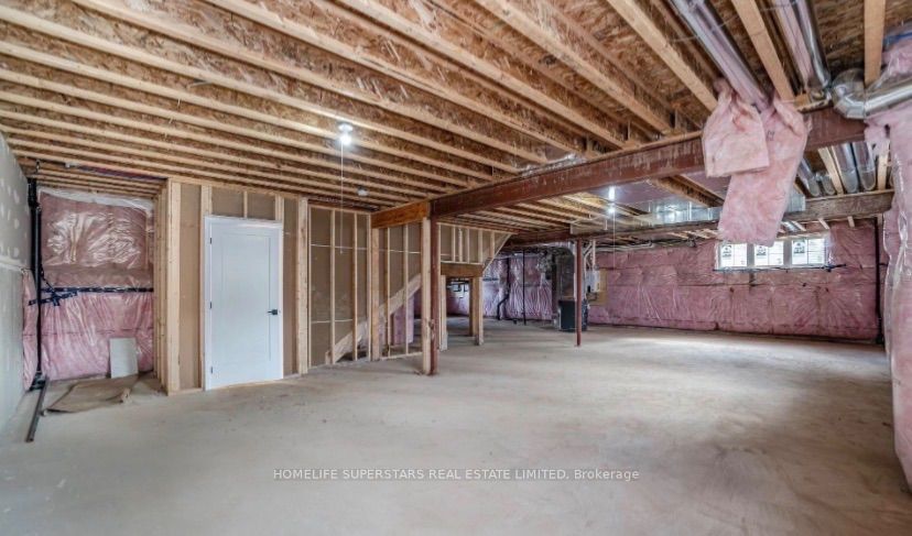 8 Santa Barbra Lane Property Photo 26