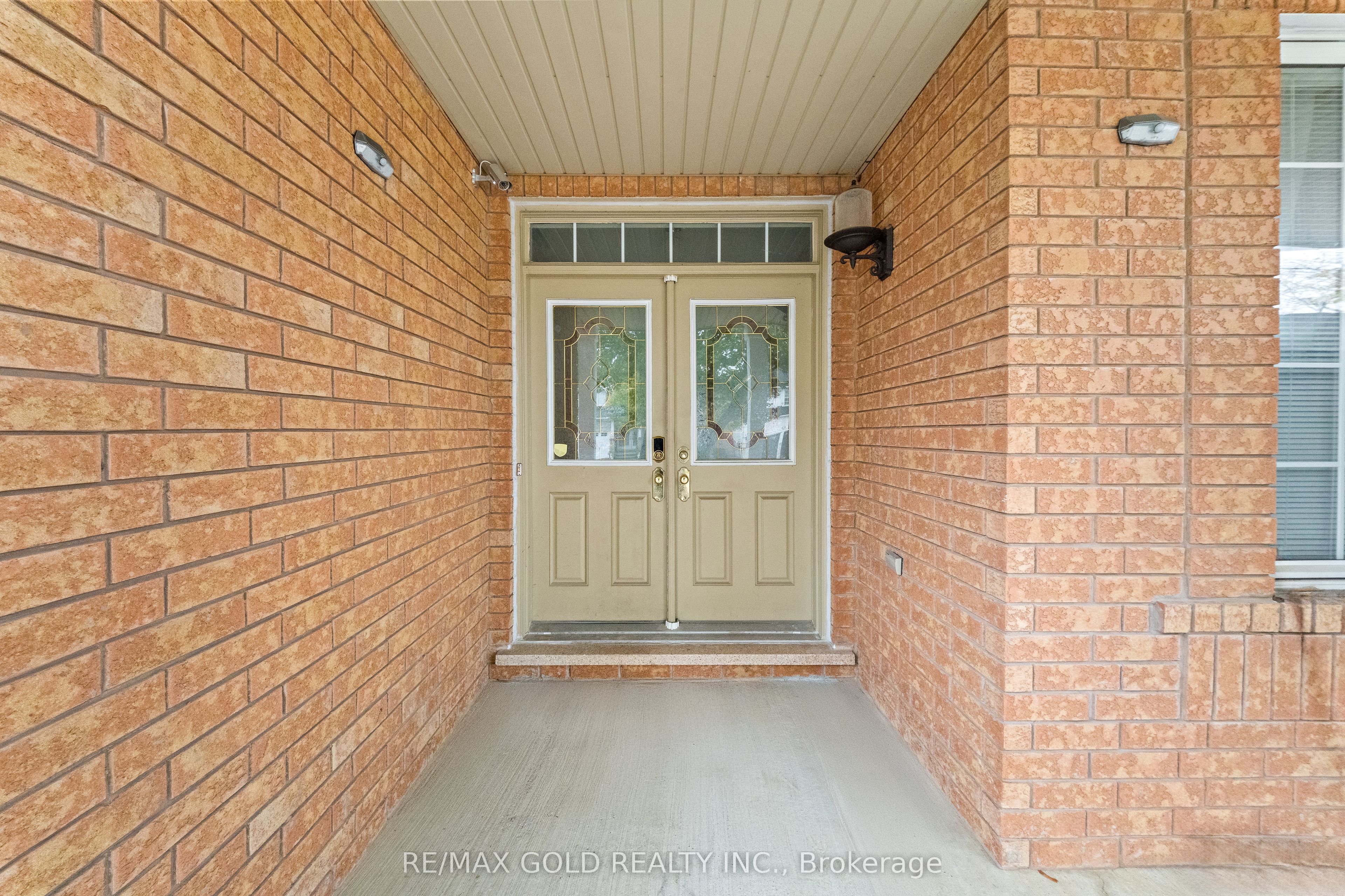 28 Latania Boulevard Property Photo 6