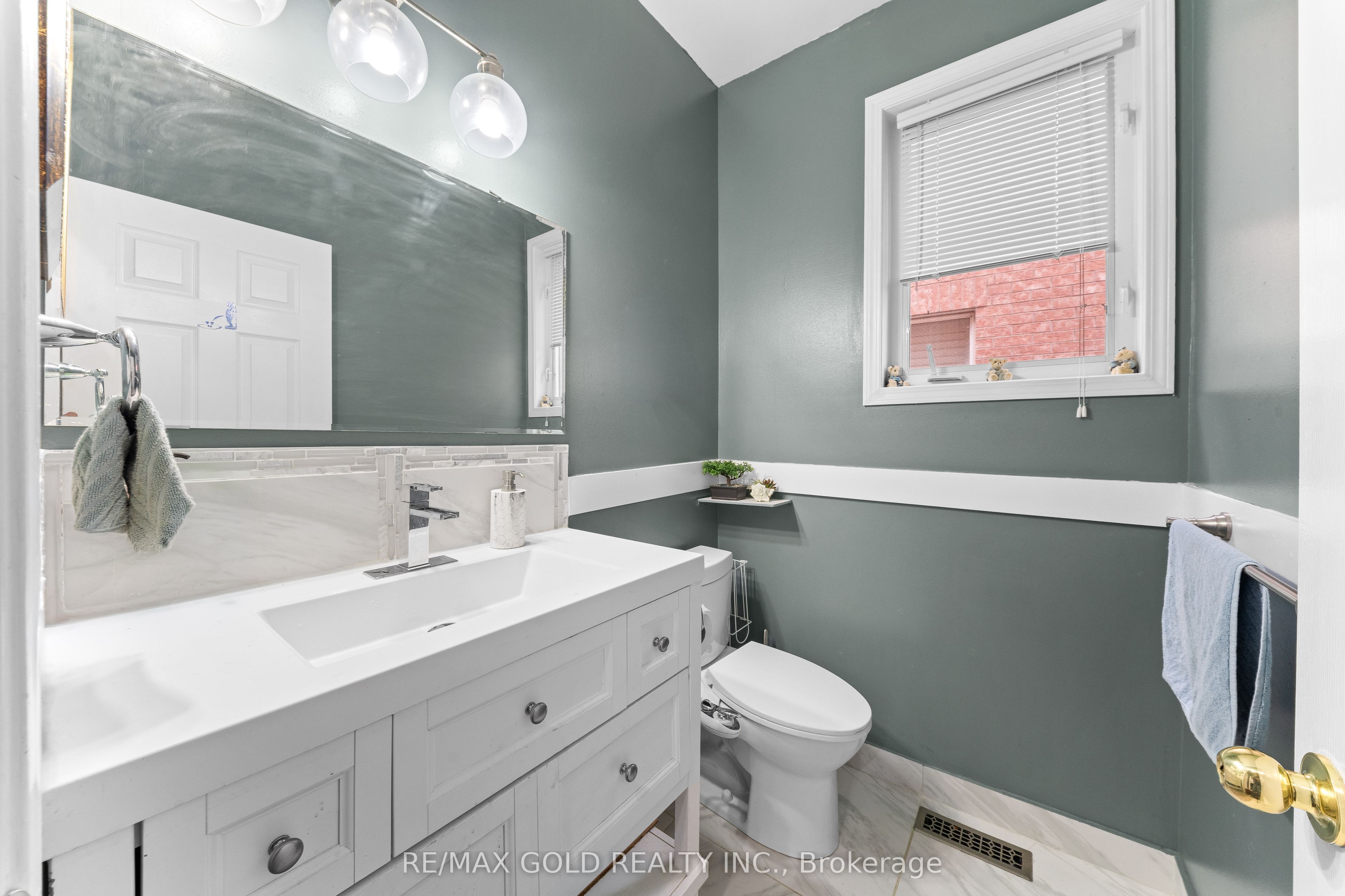 28 Latania Boulevard Property Photo 19