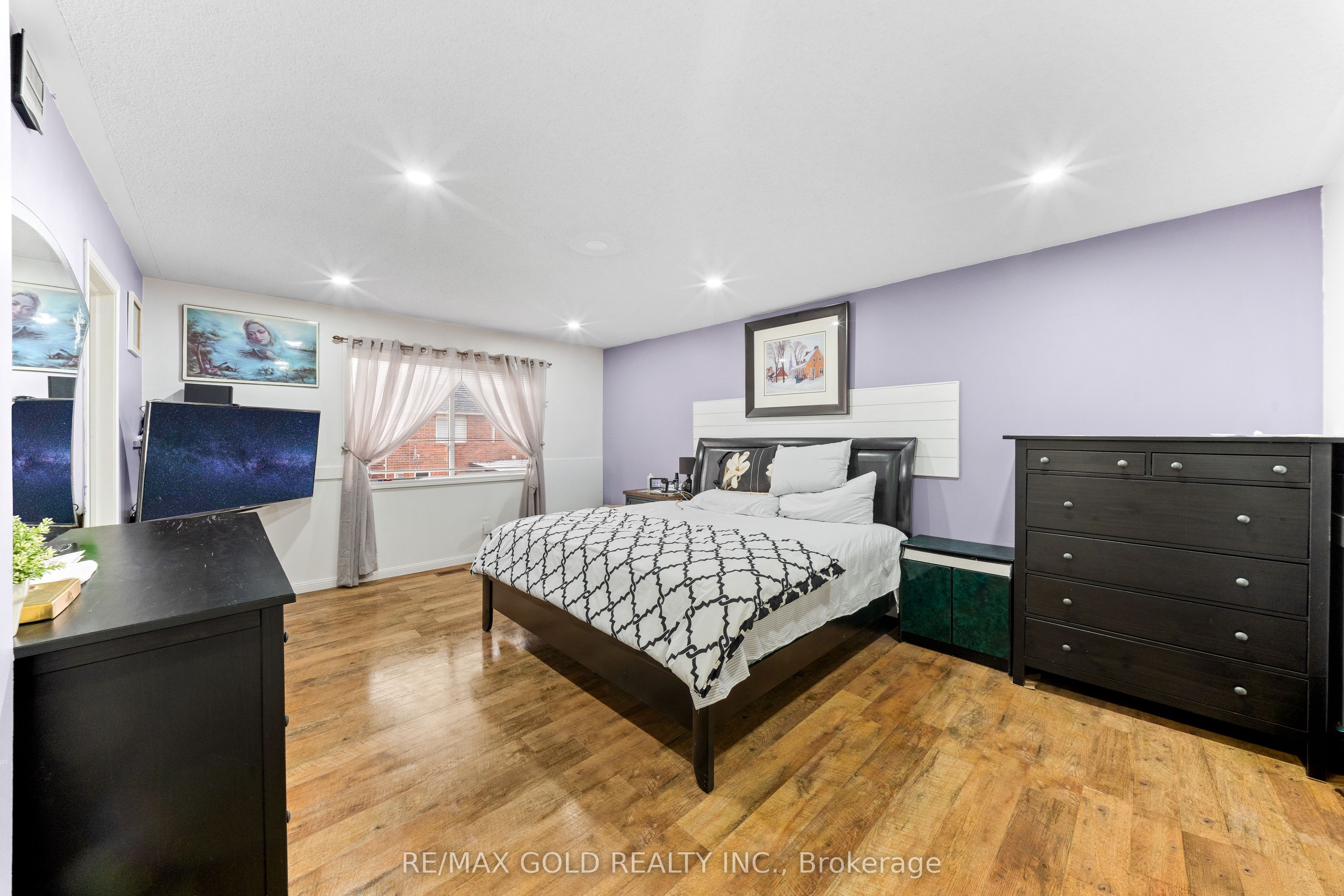 28 Latania Boulevard Property Photo 21