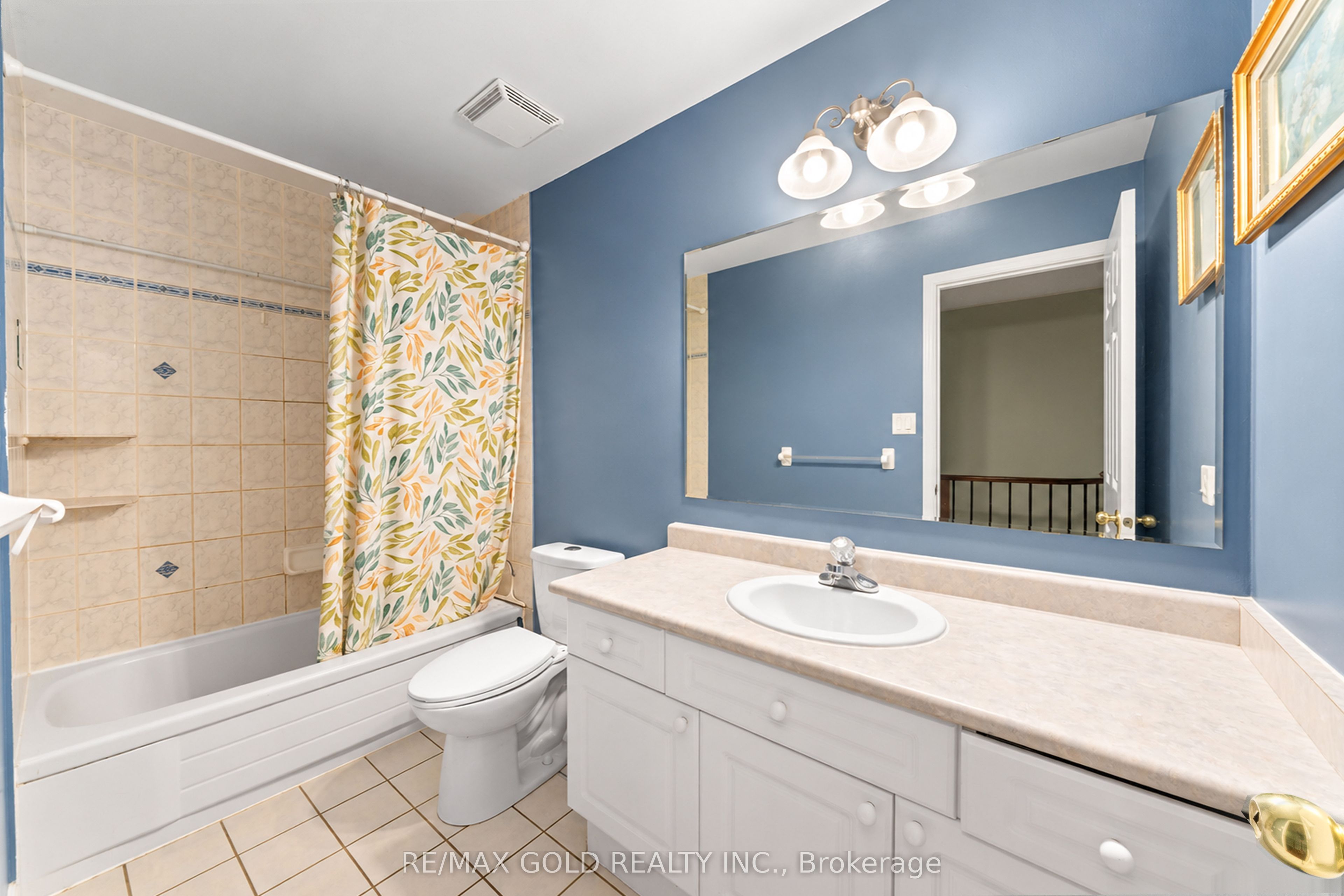 28 Latania Boulevard Property Photo 25