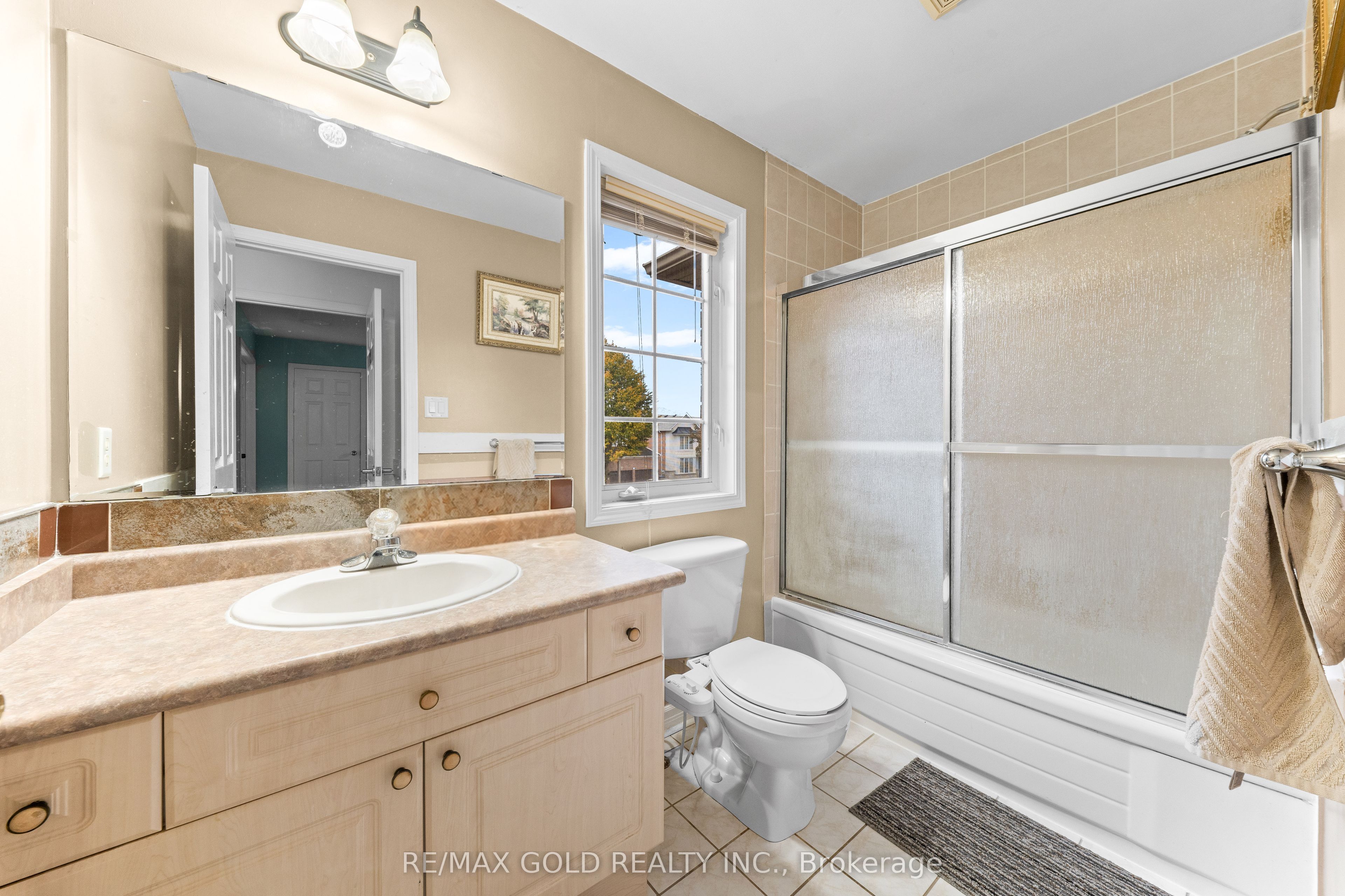 28 Latania Boulevard Property Photo 28